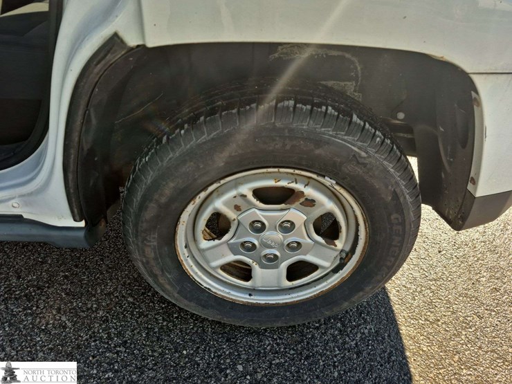 2011-jeep-patriot-image-21