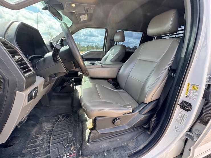 2020-ford-f250-xl-image-14