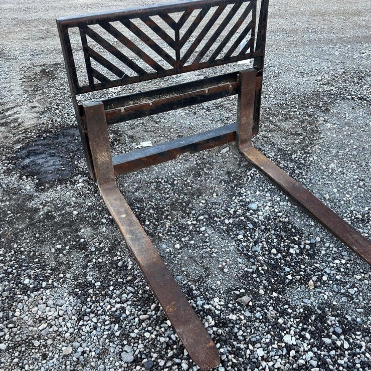 48” Skid Steer Pallet Forks