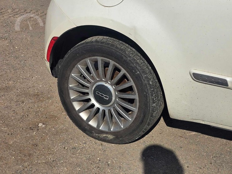 2012-fiat-500-image-18
