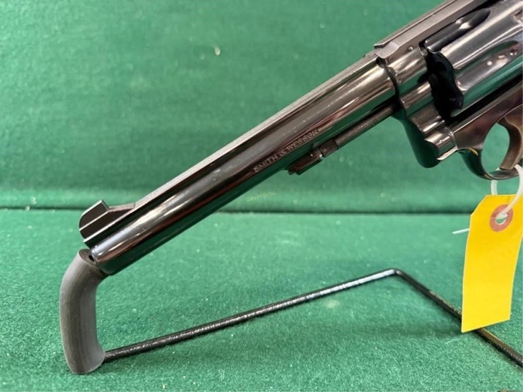 smith-&-wesson-22lr-ctg-revolver-image-9