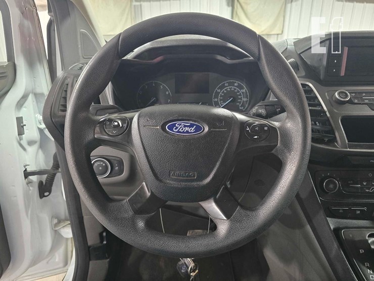 2022-ford-transit-connect-image-10