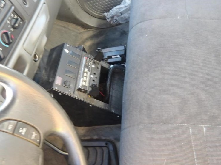 2002-ford-f450-image-27