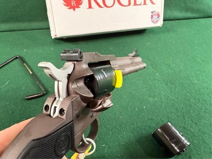 nib-ruger-super-wrangler-250th-22cal-revolver-image-12