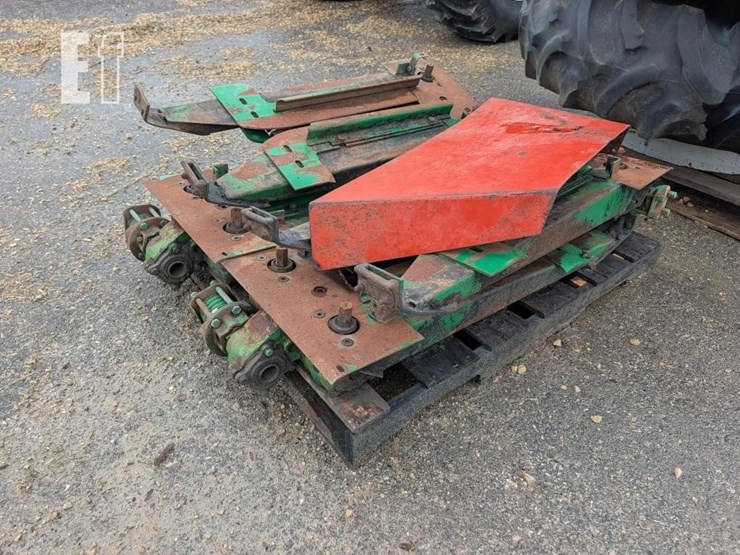 john-deere-row-units-image-1