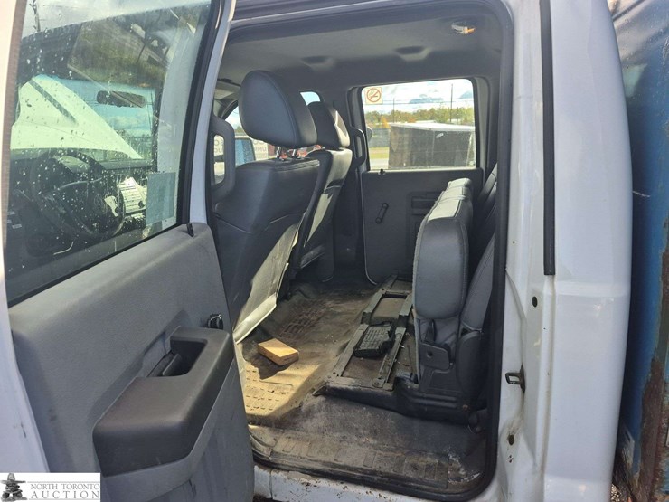 2014-ford-f450-image-14