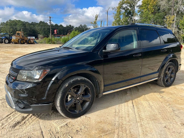 2018-dodge-journey-image-1