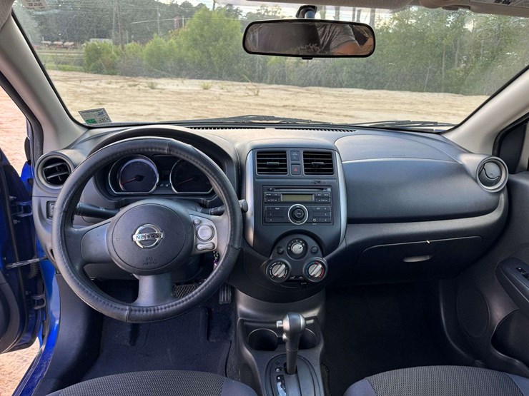 2013-nissan-versa-sv-4dr-sedan---140,734-miles-image-12