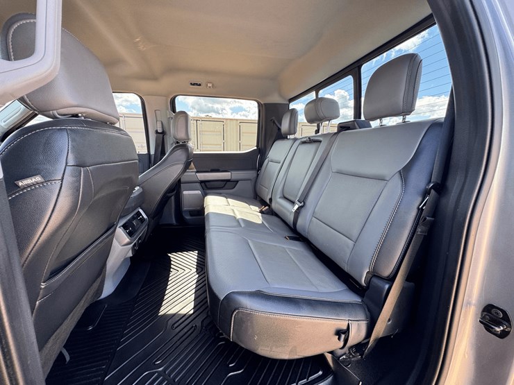 2022-ford-f150-image-11