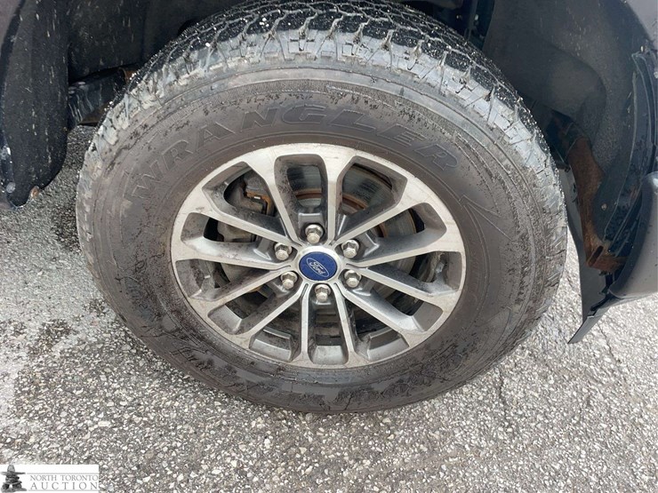 2019-ford-f150-image-21