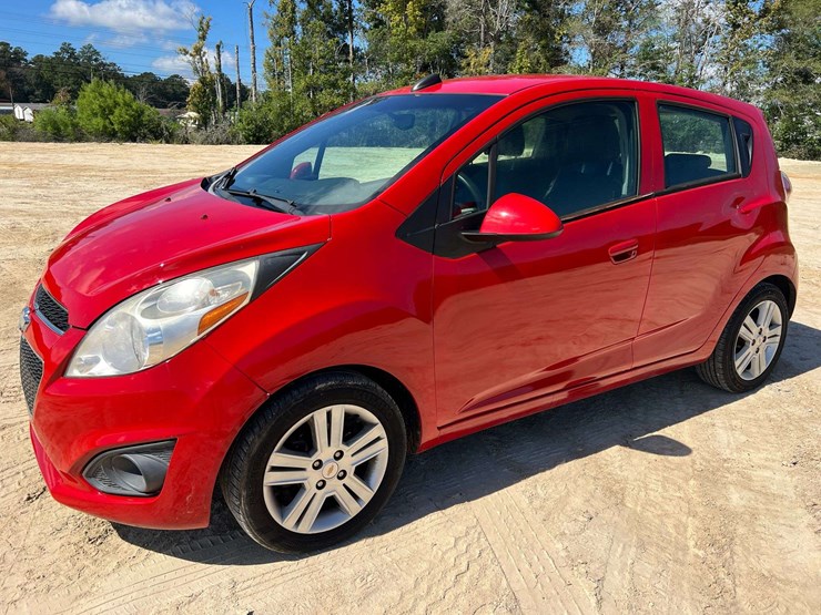 2015-chevrolet-spark-4-door-sedan-(125,589-miles)-image-1