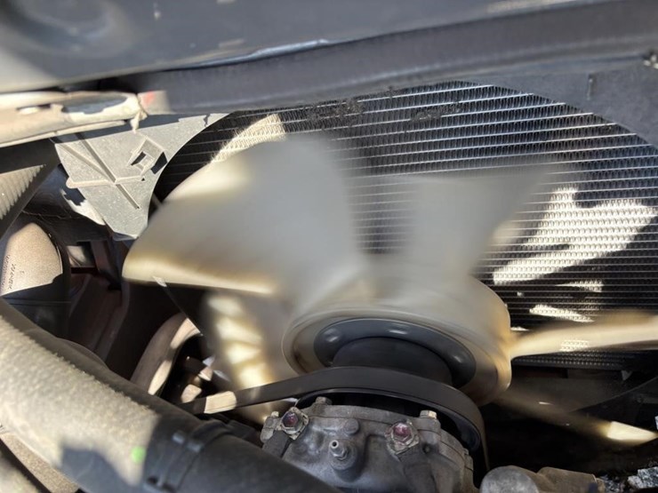 2011-toyota-8fgcu15-image-31