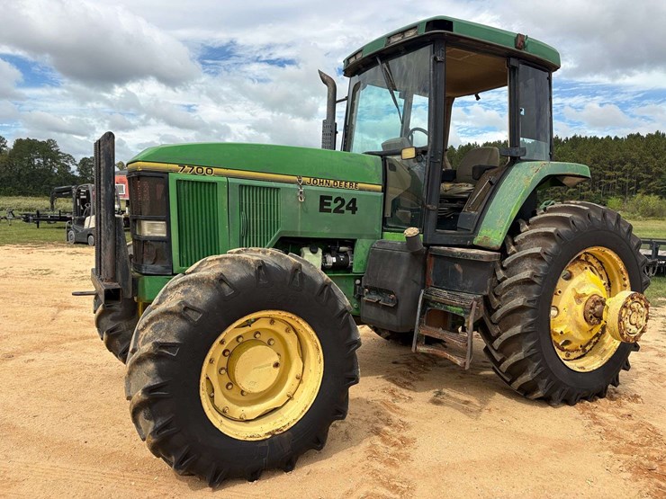 1995-john-deere-7700-image-1