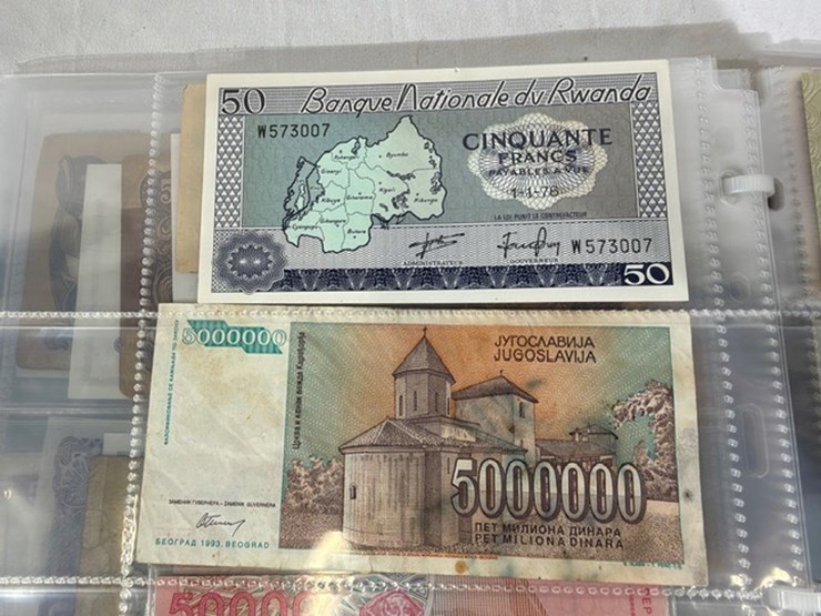 #40309-•-foreign-currency-bank-notes-image-112