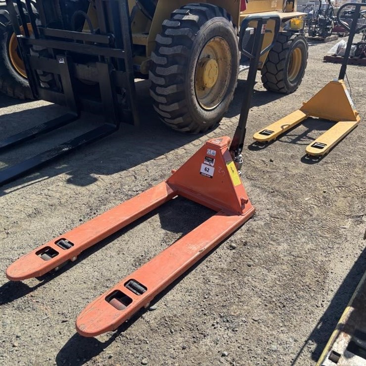 GLF Pallet Lift