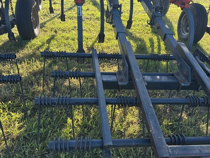 35'-flex-coil-chisel-plow,-floating-hitch,-very-good-harrows-image-16
