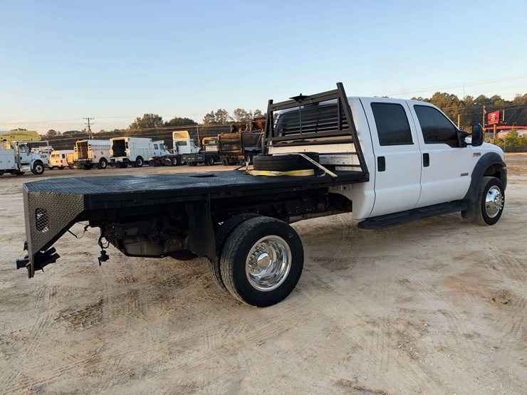 2007-ford-f550-image-3