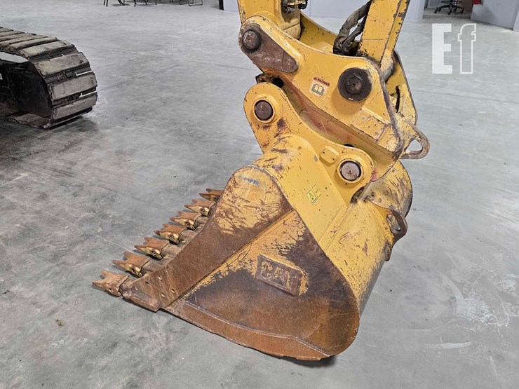 2019-caterpillar-315f-lcr-image-21