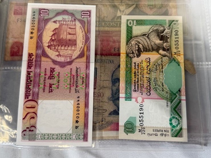 #40308-•-foreign-currency-bank-notes-image-159