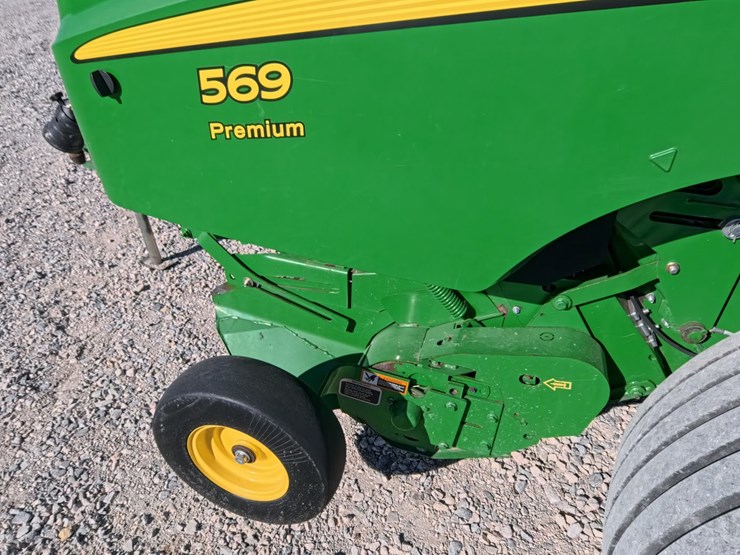john-deere-569-premium-image-19