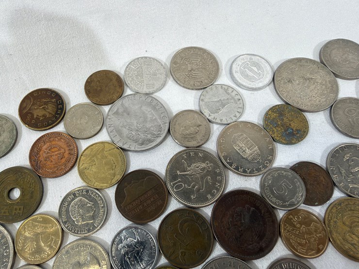 #40149-•-bag-of-foreign-coins-image-9