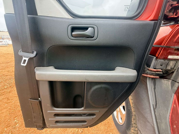 2005-honda-element-image-24