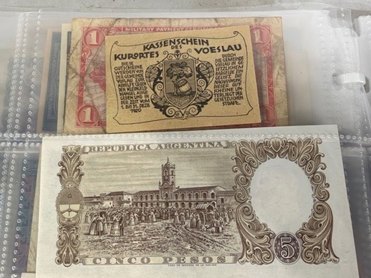 #40308-•-foreign-currency-bank-notes-image-120