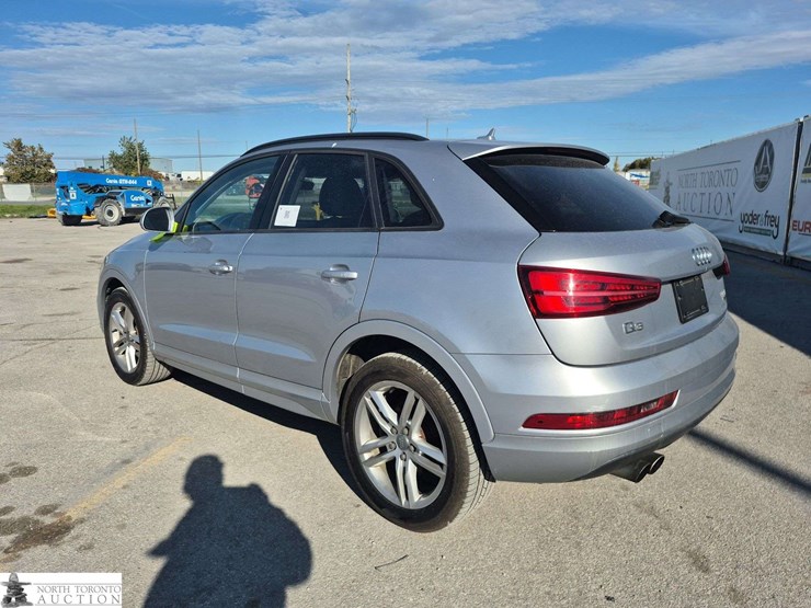 2016-audi-q3-image-7