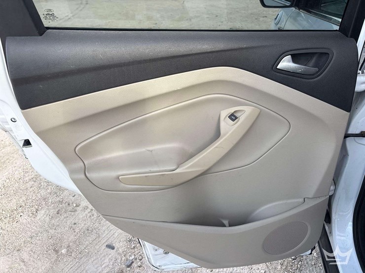 2018-ford-escape-image-19