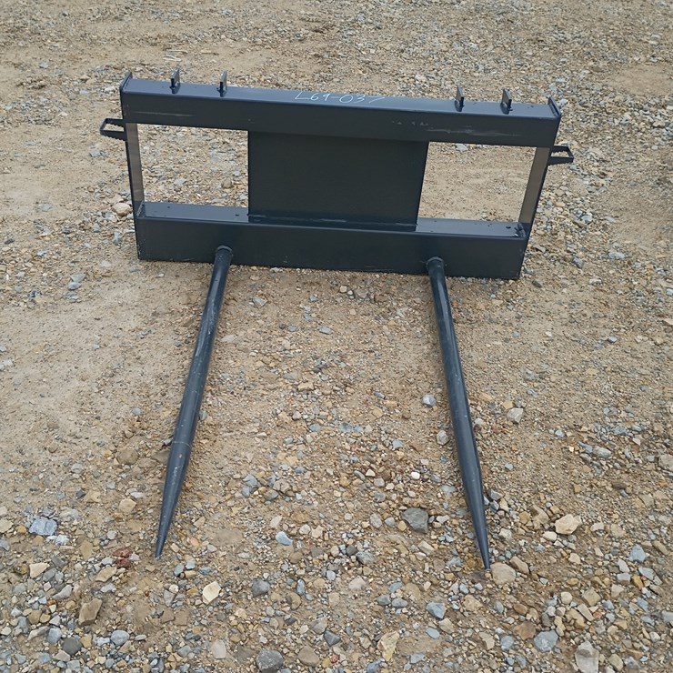 #L69-037 • JCT Bale Spear Skid Steer Attachment