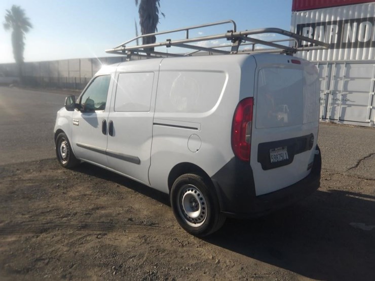 2016-ram-promaster-city-image-5