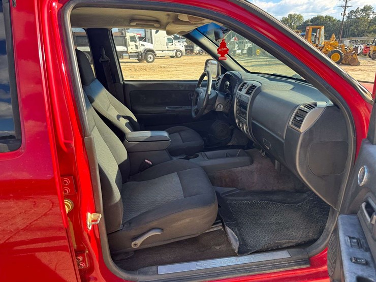 2007-chevrolet-colorado-lt-image-14