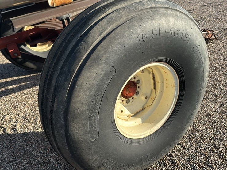 11-13-1450-gallon-nh3-tank,-16.5l---16.1-sl-tires-image-11