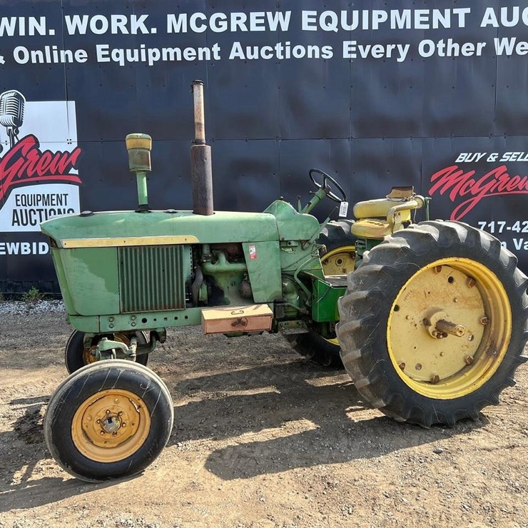 JOHN DEERE 3010