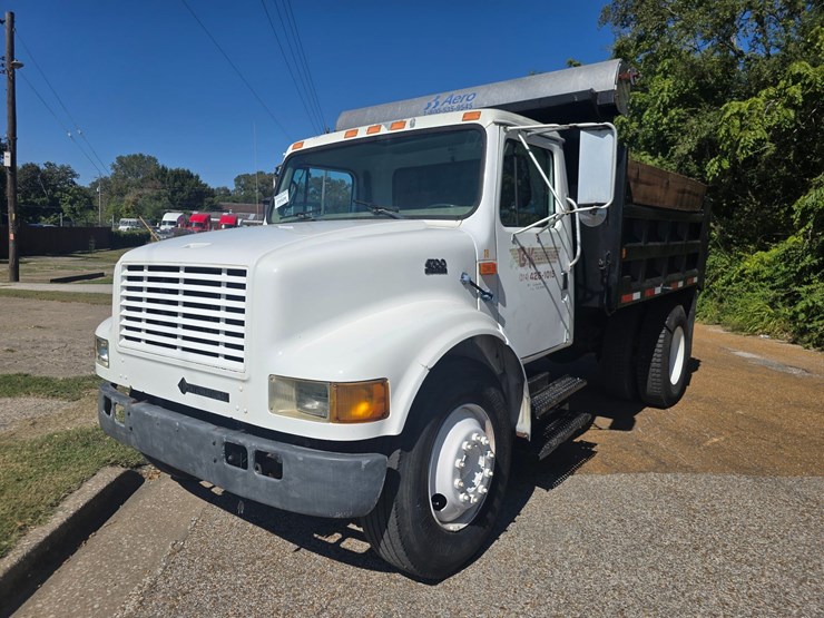 1998-international-4700-image-1