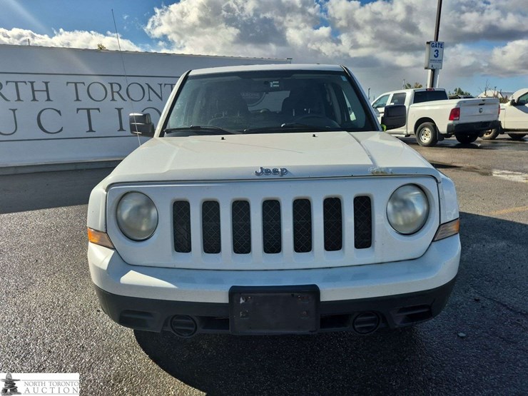 2011-jeep-patriot-image-2
