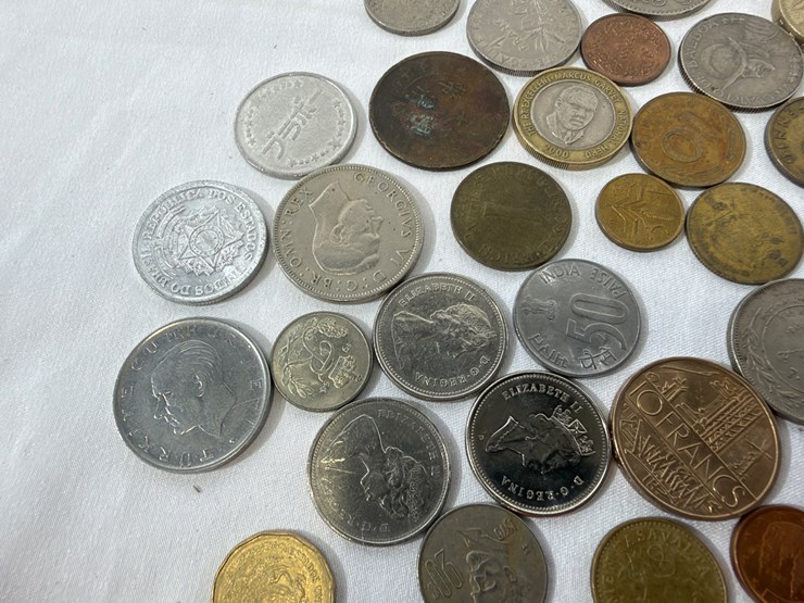 #40146-•-bag-of-foreign-coins-image-7