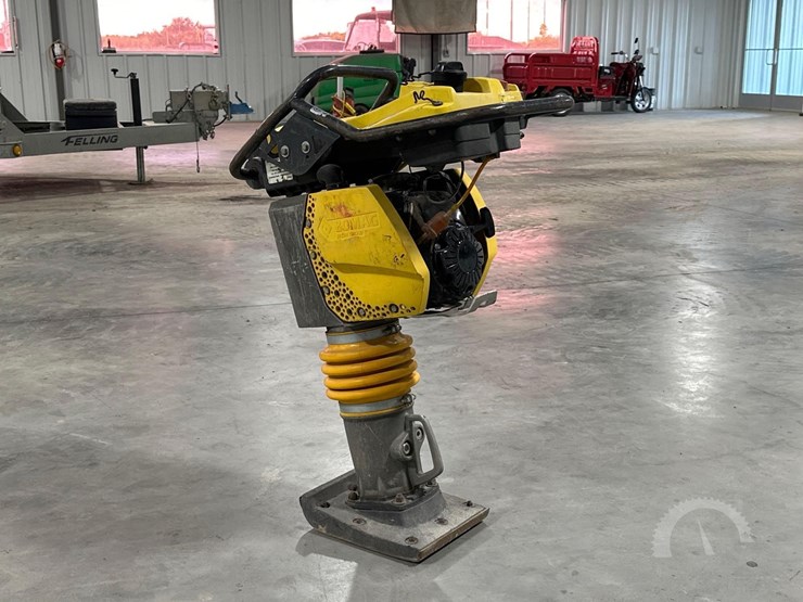 2017-bomag-bt65-image-4