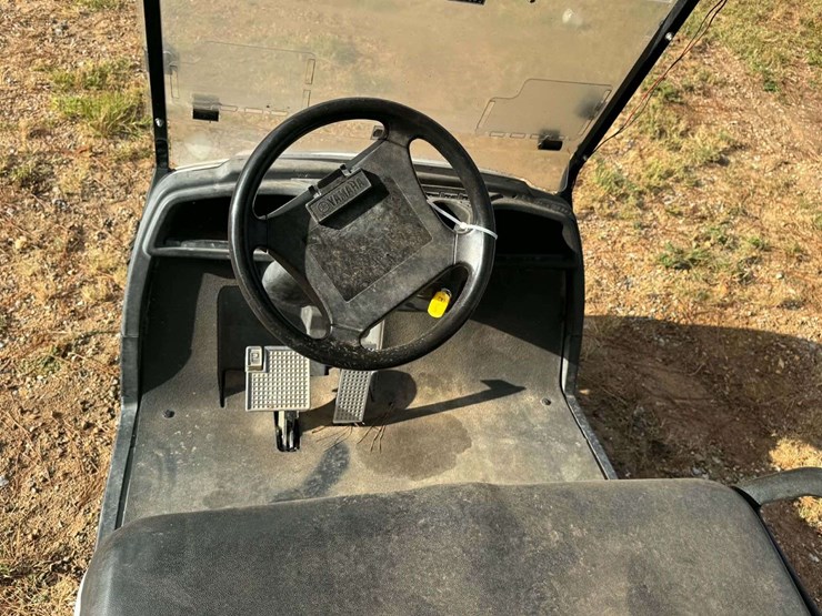 yamaha-4-seater-golf-cart-image-11