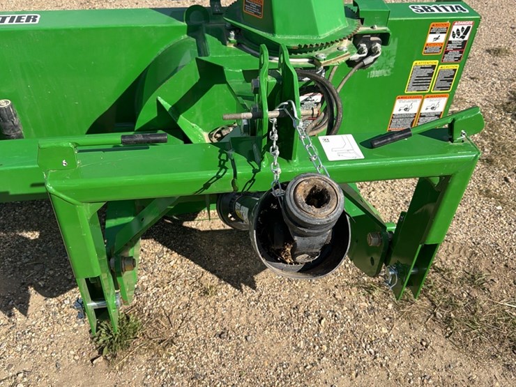 frontier-model-sb1174-like-absolutely-brand-new-3-point-snow-blower,-hydraulic-chute,-john-deere-jiffy-hitch,-none-nicer,-check-photos-image-7