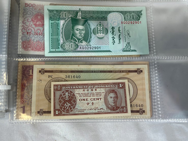 #40307-•-foreign-currency-bank-notes-image-167