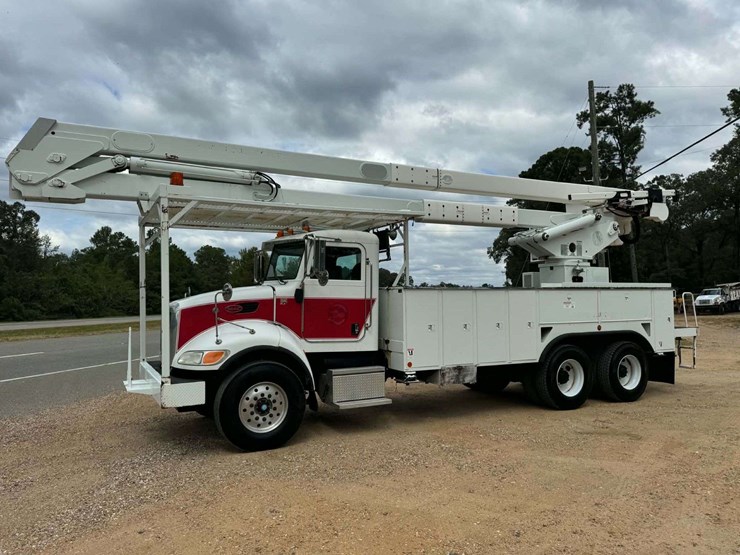 2009-peterbilt-340-image-2