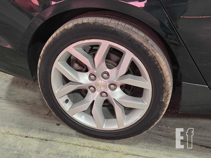2020-chevrolet-impala-image-21