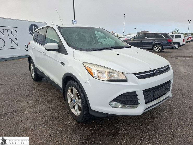 2013-ford-escape-image-3