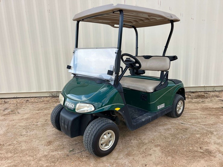 e-z-go-freedom-rxv-48v-electric-golf-cart-image-1