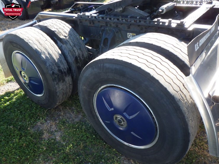 2021-kenworth-t680-image-6