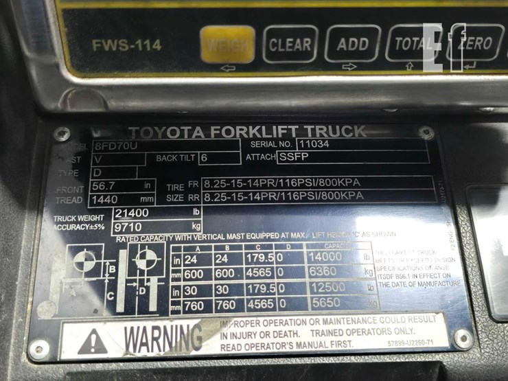2017-toyota-8fd70u-image-27
