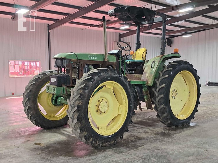 john-deere-6220-image-1