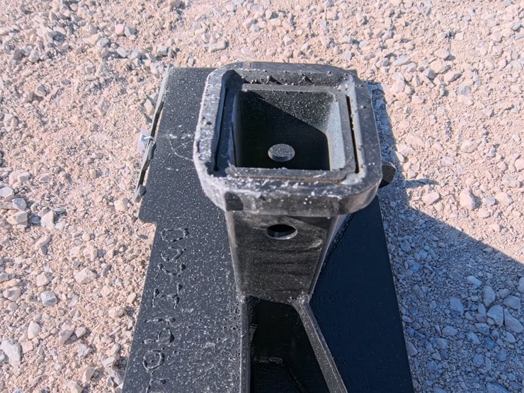#3046-•-new-skid-steer-quick-attach-trailer-mover-image-4