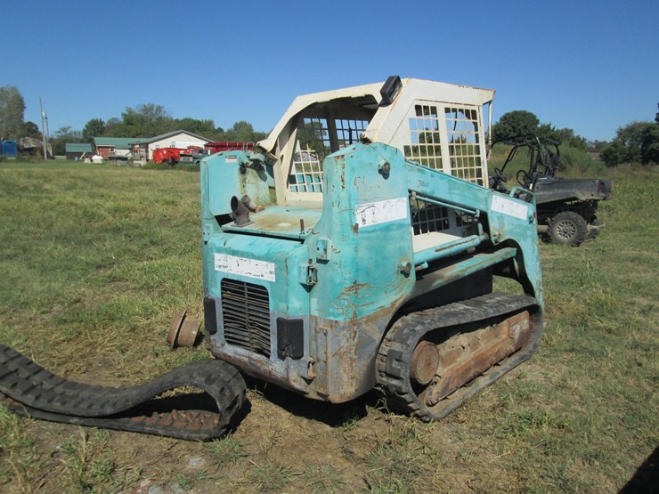 takeuchi-tl26-2-image-3